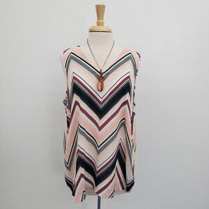 Maurices Womens Multicolor Chevron Bar Back Tank Top Size 0 Large V-Neck‎